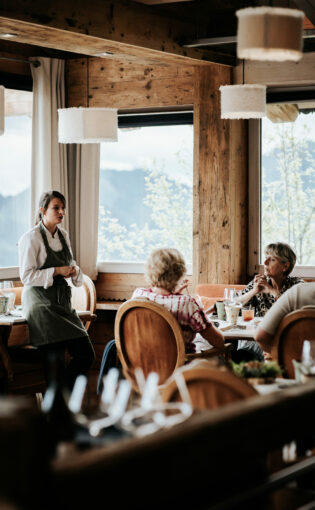 restaurant la clusaz